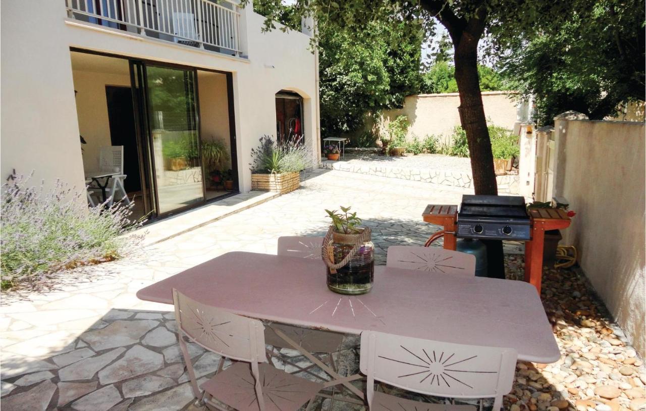 Stunning Apartment In Pignan With Kitchen 外观 照片